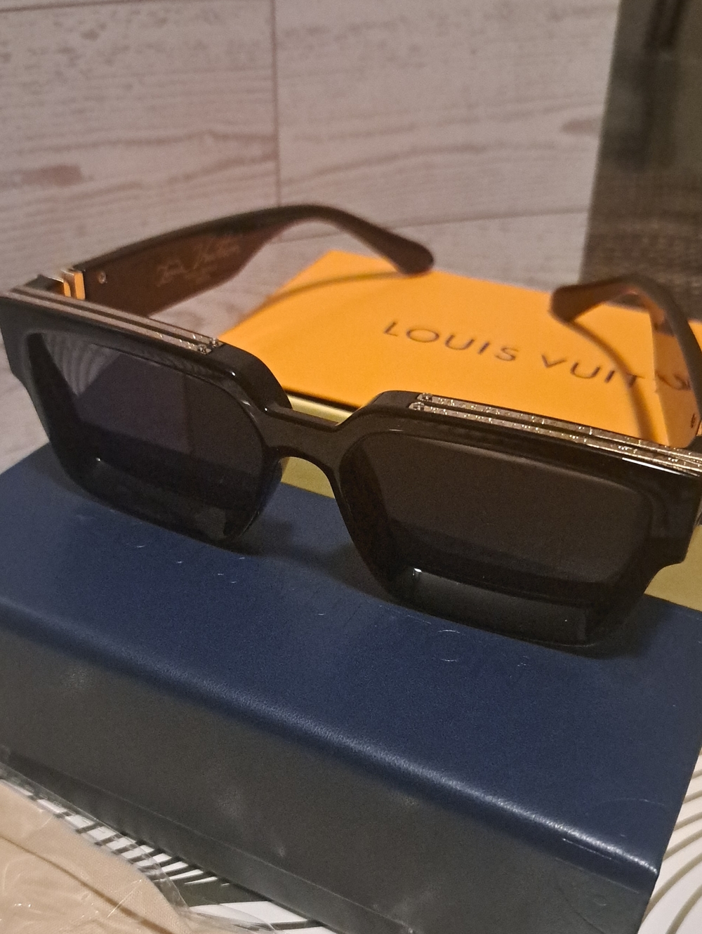 Louis Vuitton Black Rectangular Unisex Sunglasses